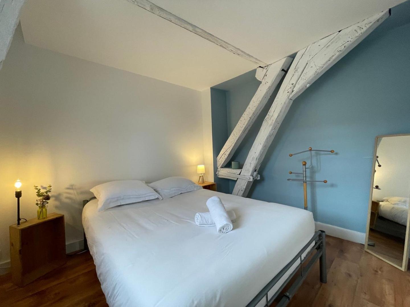 Apartamento Le Cocon - Parking - Hyper Center Chartres Exterior foto